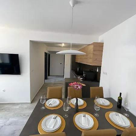 Karla Apartament