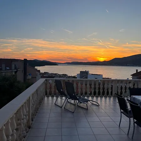 Apartament Karla Trogir
