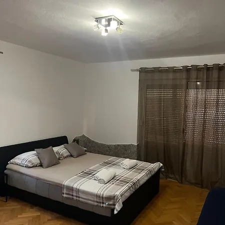 Karla Apartament